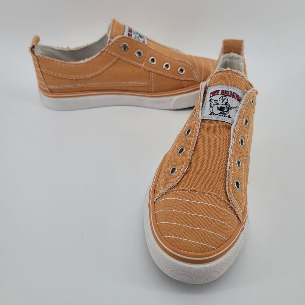 NWOT True Religion Korey Slip On Canvas Tan Laceless Raw Cut Shoes Women's 8.5